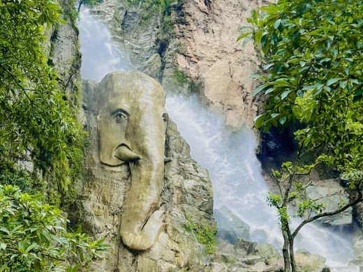 आन्तरिक पर्यटनको गन्तव्यस्थल ‘ऐनापहरा’